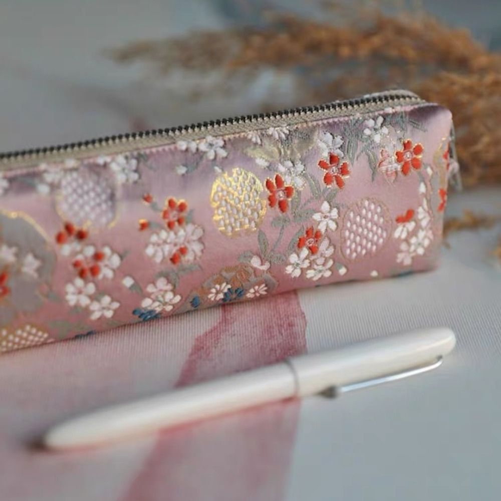 Beauty Makeup School - Trousse à crayons de style rétro