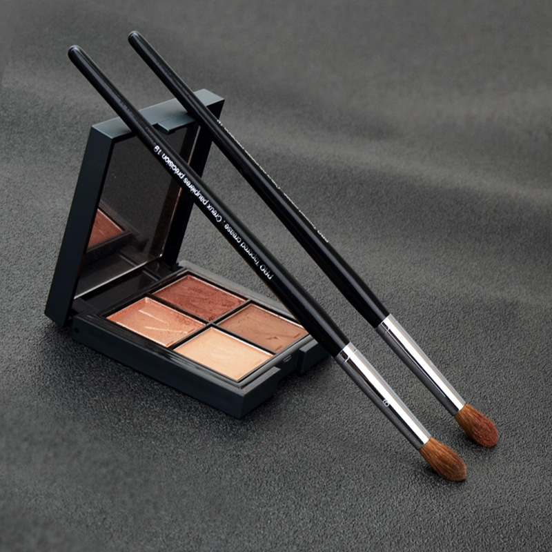 Pinceau professionnel conique  - Beauty Bay Makeup avis et prix